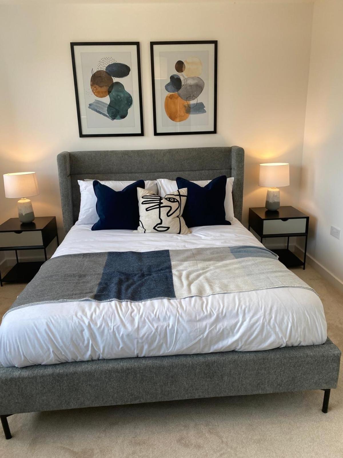 Comfortable Double Room & Single Room In Vibrant Hatfield Neighbourhood Extérieur photo