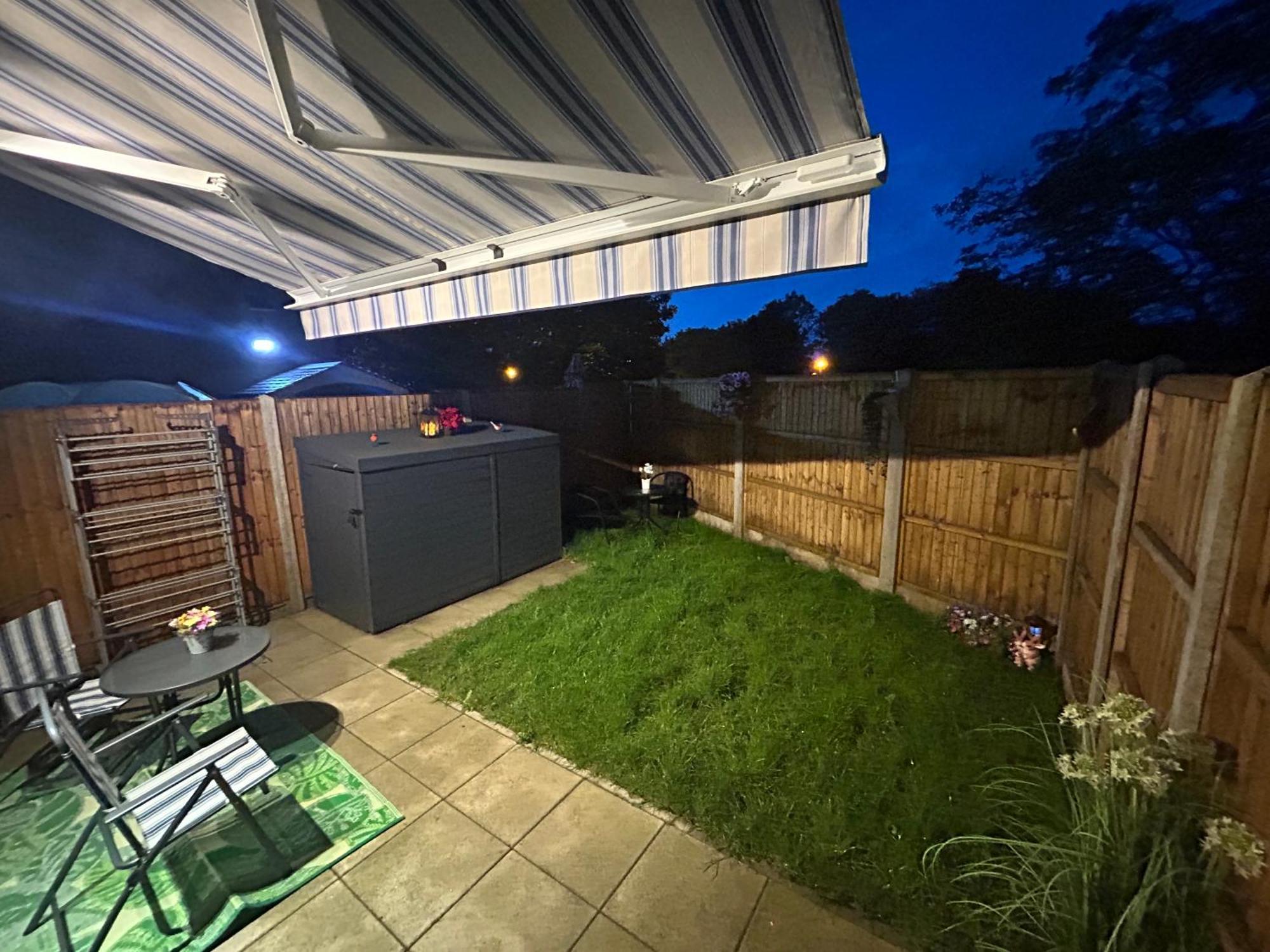 Comfortable Double Room & Single Room In Vibrant Hatfield Neighbourhood Extérieur photo