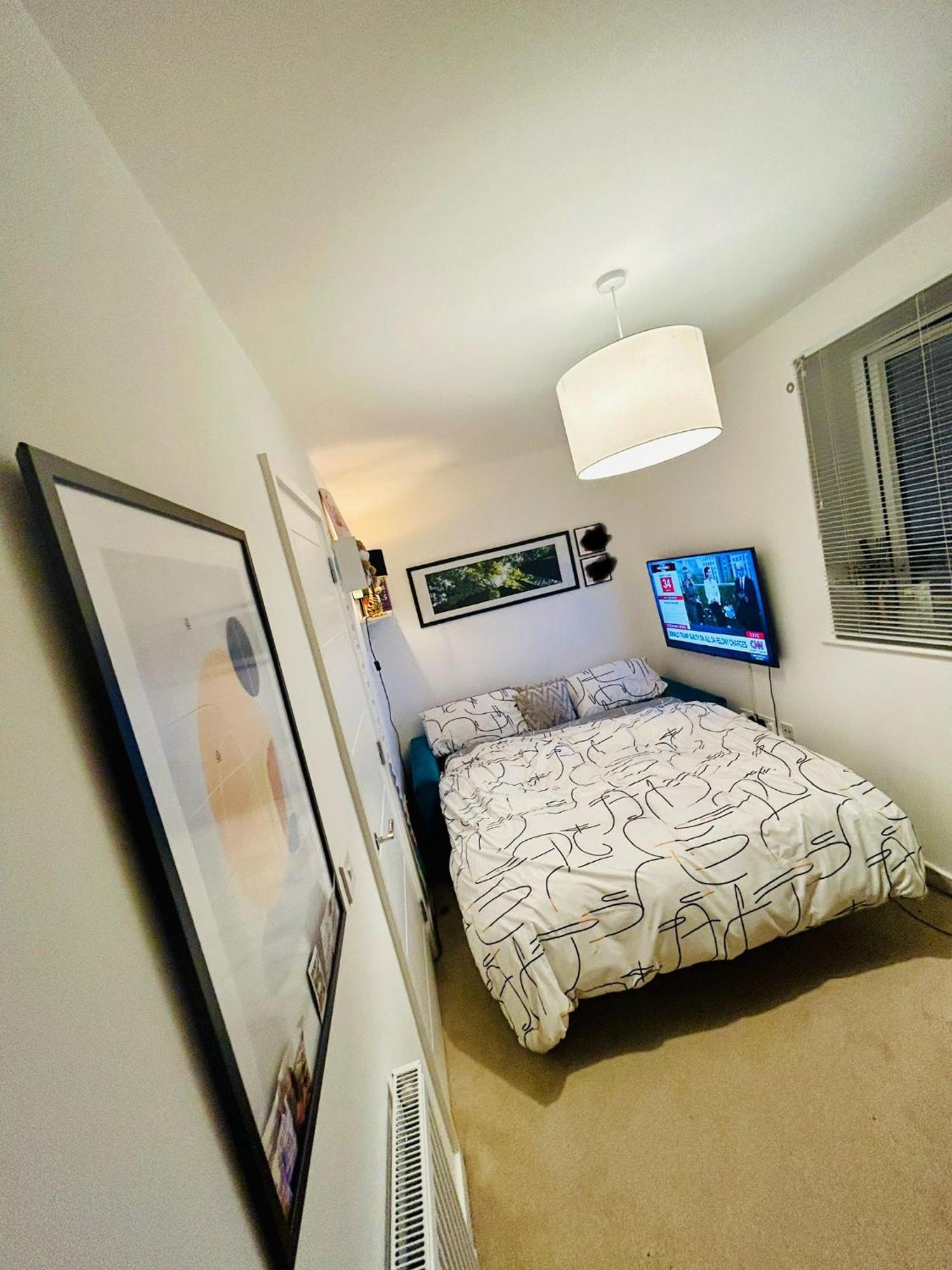 Comfortable Double Room & Single Room In Vibrant Hatfield Neighbourhood Extérieur photo